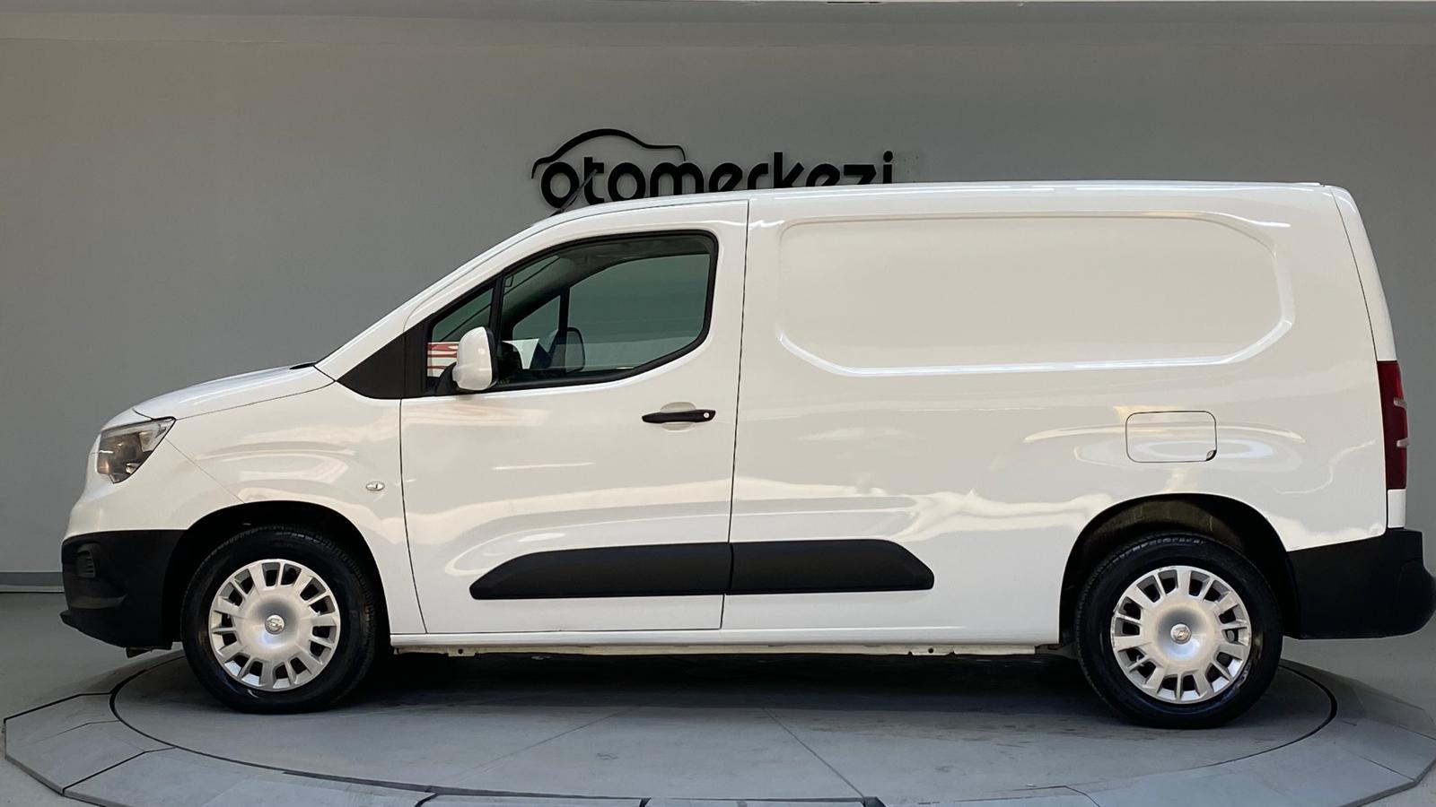 OPEL COMBO 21